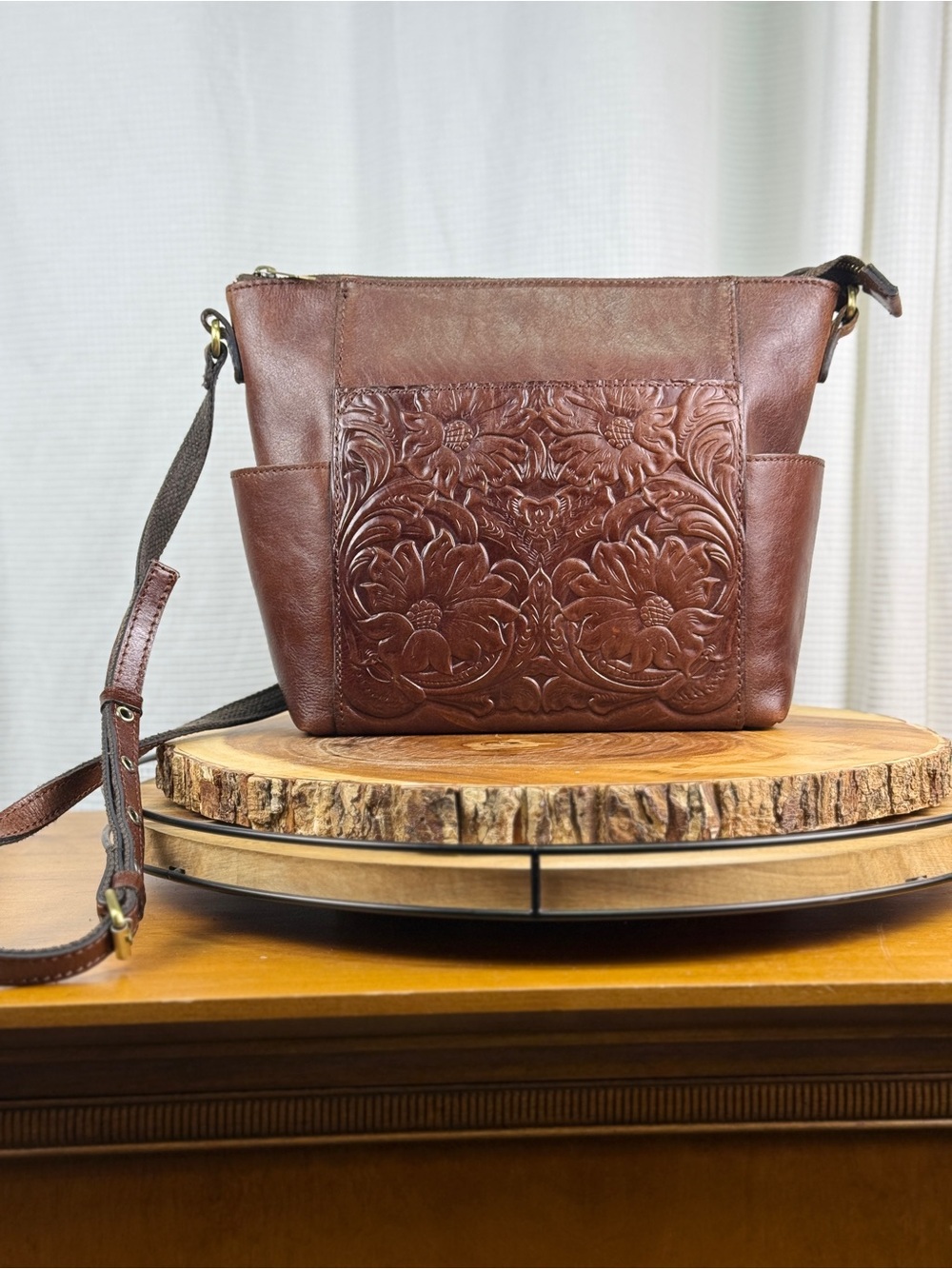 Patricia Nash Aveley Chestnut Tooled Leather Floral Crossbody Bag EUC - Picture 3 of 15